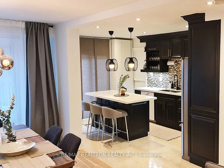 657 Cognac Cres #UPPER — Photo 6