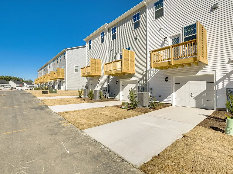113 Summer Violet Ln — Photo 53