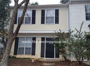 5571 Wells Cir, Stone Mountain, GA 30087