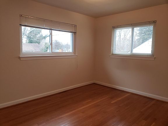 Main Bedroom with deep closet.