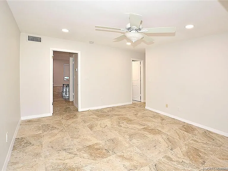 2929 SE Ocean Blvd #141-2 — Photo 5