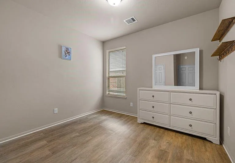 12610 Redbud Villa Ln — Photo 16