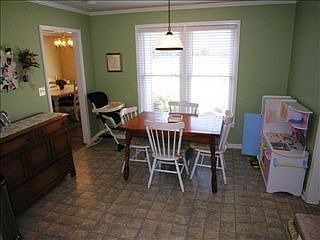 3rd image of 404 Carol Dr