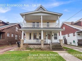 9002 Rosewood Ave, Cleveland, OH