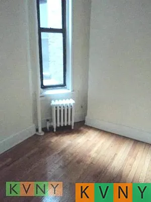 Rented by KVNY Soho | media 2