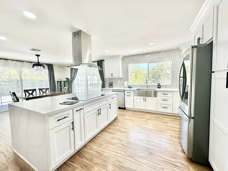 9431 W Lilac Rd #1 — Photo 13