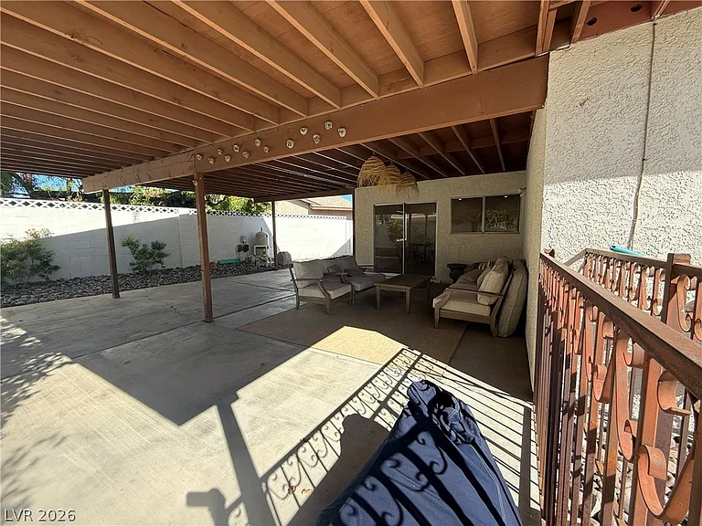 3611 Rosewood St — Photo 9
