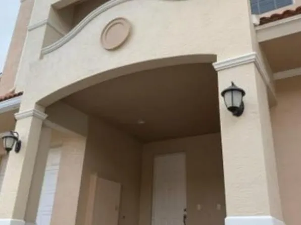 5021 Vine Cliff Way W, Palm Beach Gardens, FL 33418