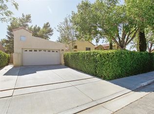 37335 Oak Hill St, Palmdale, CA 93552