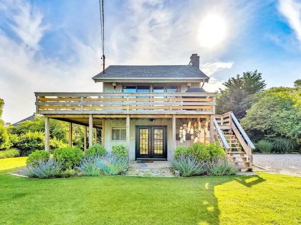 7 Harrison Rd, Montauk, NY 11954