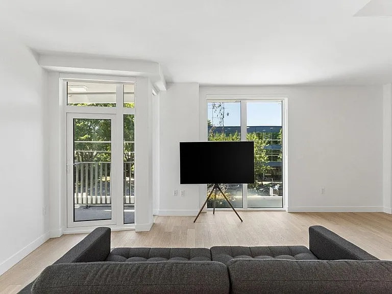 2888 Arbutus St #205 — Photo 5