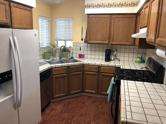 3rd image of 1805 E Westcott Ct