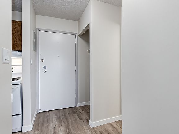 2nd image of 42 Campbell Cres SE #303