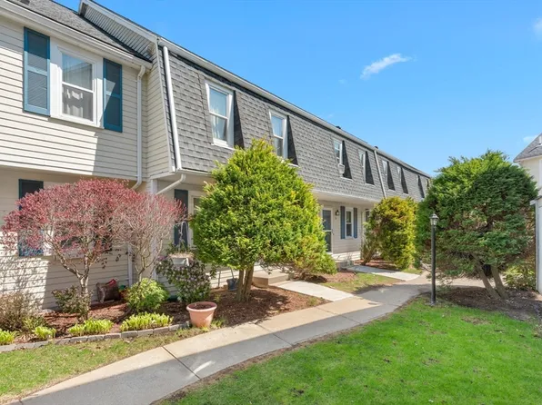 335 E Washington St Unit 38, North Attleboro, MA 02760