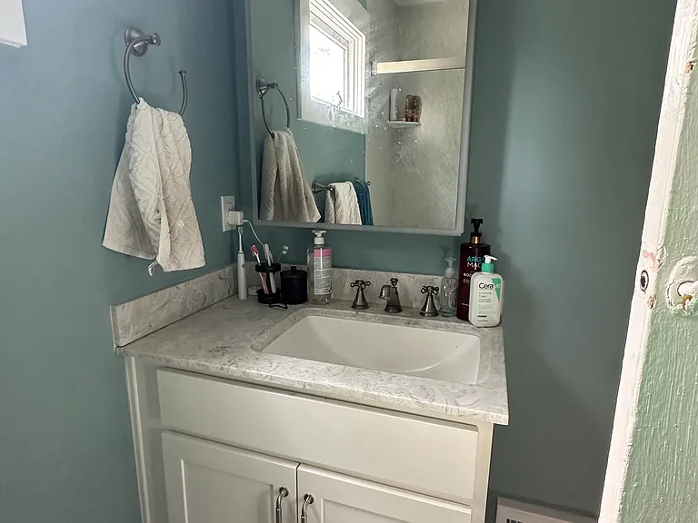 143 Kensington Rd — Photo 8
