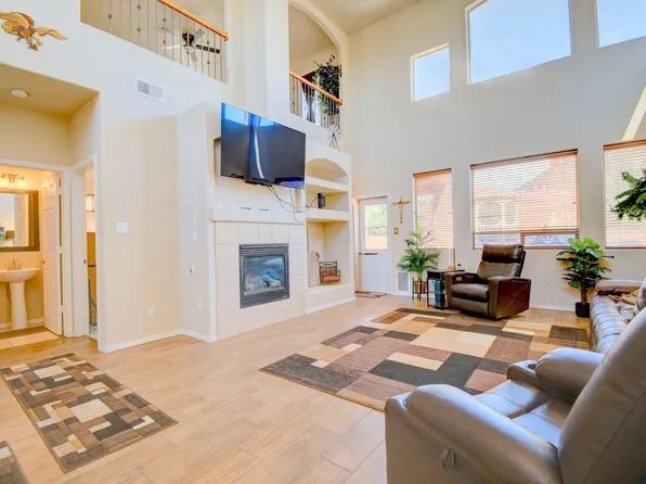 2139 Violeta Cir SE, Rio Rancho, NM 87124
