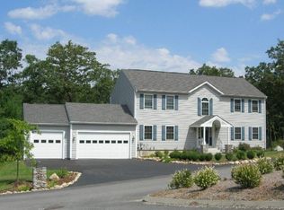 82 Moraine Ct, South Kingstown, RI 02879