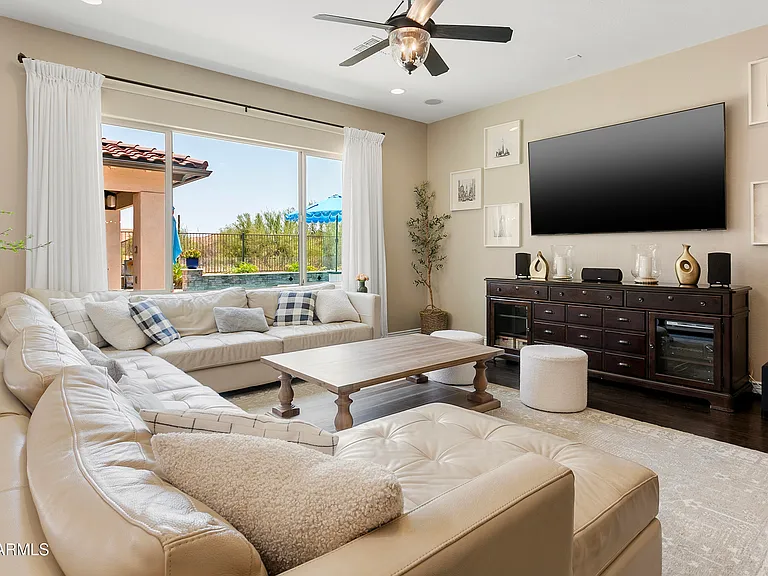 5803 E Parnell Dr — Photo 9