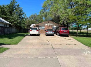 709 S Bonn St #711, Wichita, KS 67213