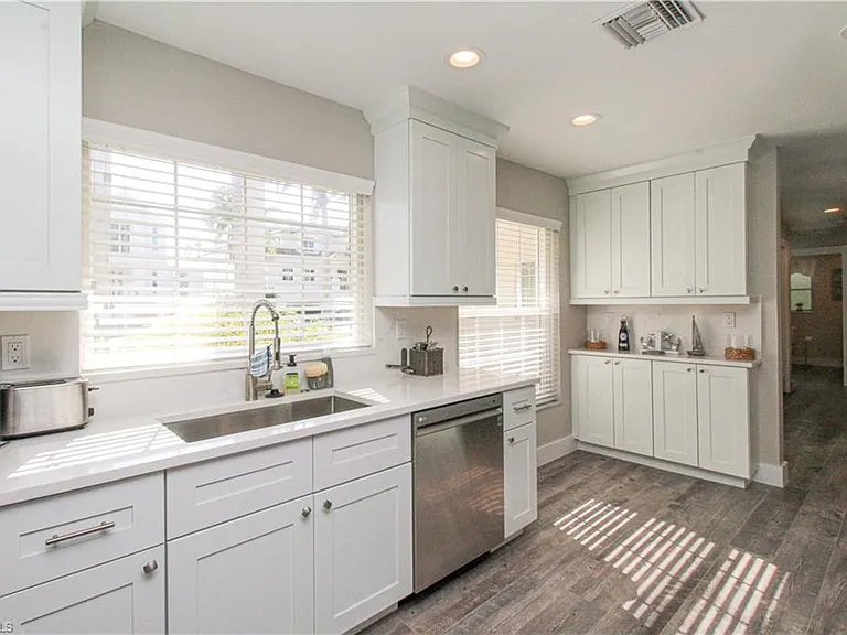 1353 Pelican Ave — Photo 21