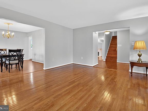 5th image of 7140 Hamor Ln