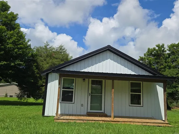 210 S Maple Ave, Ethridge, TN 38456