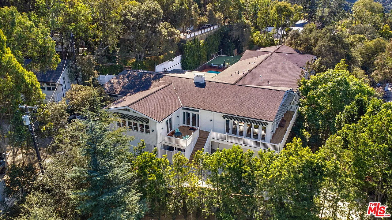 6 bed, 9.5 bath, 11210 sqft, $23,500 — Photo 1
