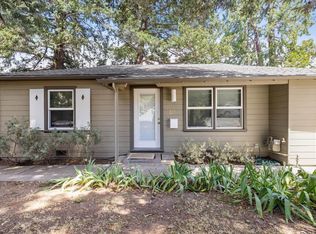 3130 Laurel St, Napa, CA 94558