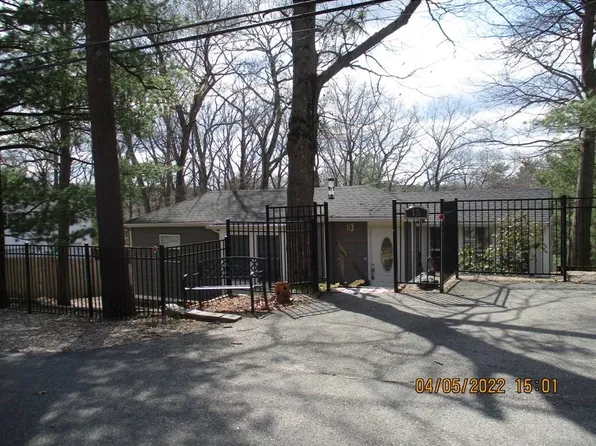 15 Hilldale Ave, Middleton, MA 01949