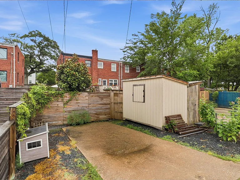 625 S Henry St — Photo 26