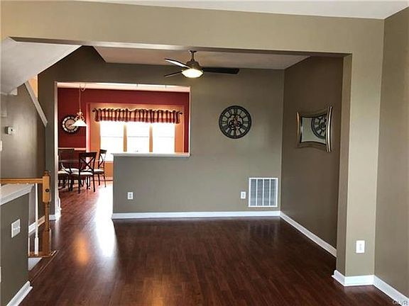 4th image of 1646 Oakridge Ln