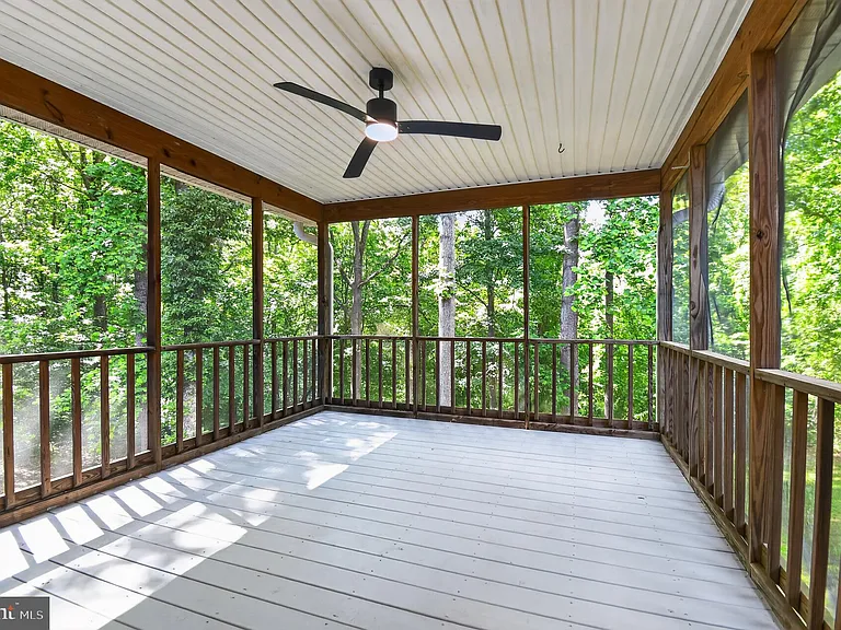 5118 Coach Ct — Photo 11