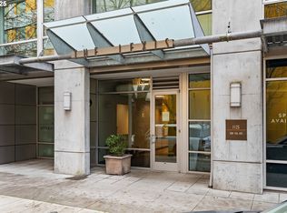 1125 NW 9th Ave APT 517, Portland, OR 97209