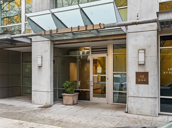 1125 NW 9th Ave APT 517, Portland, OR 97209