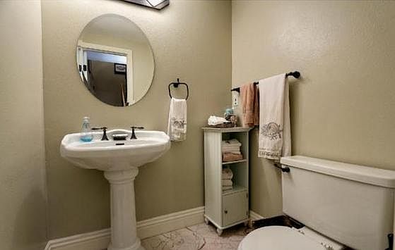 Powder Room