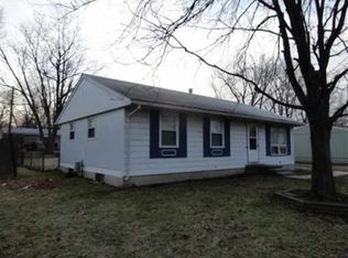 1311 Pinehurst Dr, Bloomington, IL