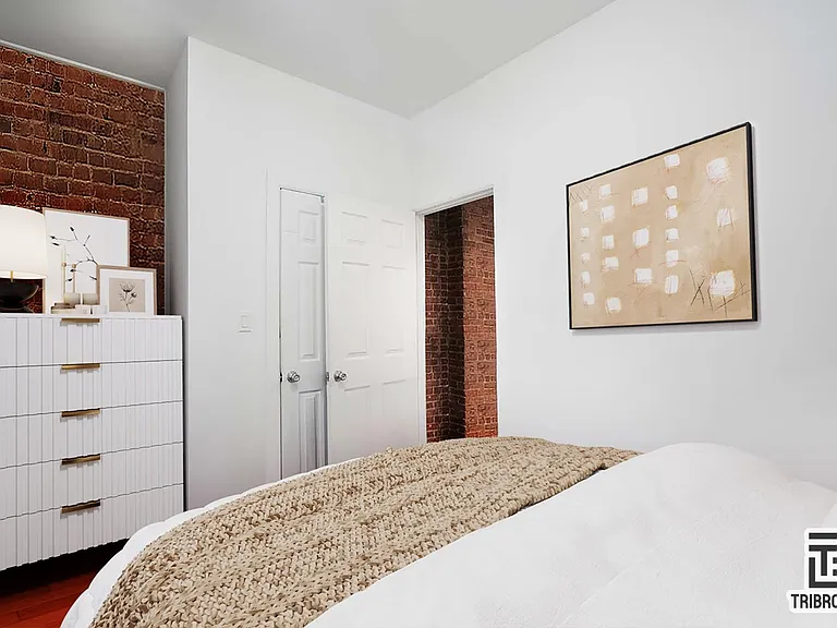 1431 York Ave #52 — Photo 3