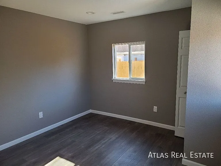 26 W Rio Grande Cottage — Photo 6
