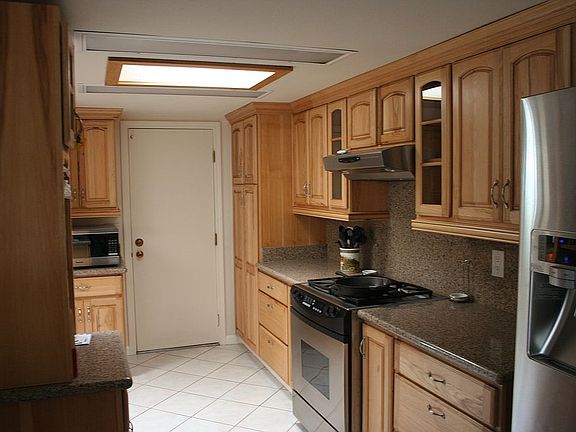 5th image of 4268 Marcwade Dr