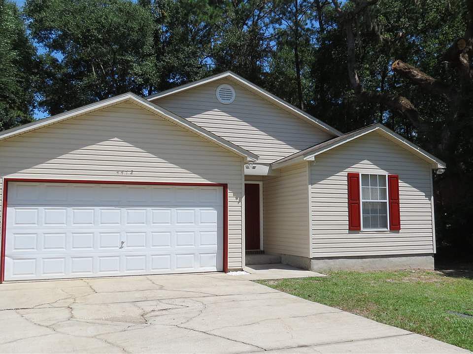 1st image of 4472 Wesley Dr