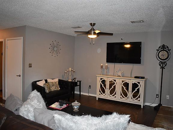 5th image of 6195 Alicia Dr