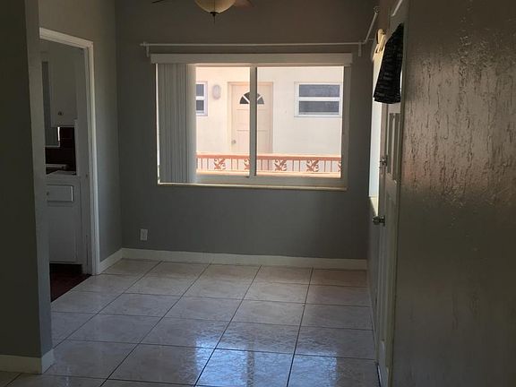 4th image of 505 S Ocean Dr APT B1