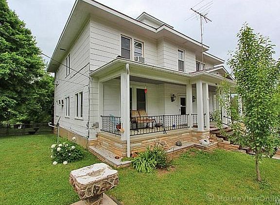 3rd image of 701 Hoffman St