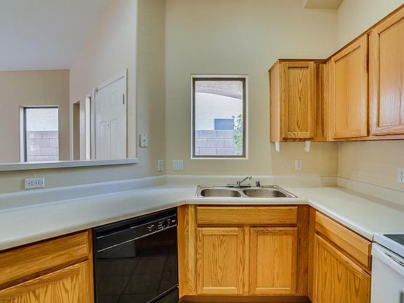 3rd image of 1750 W Union Hills Dr Unit 87