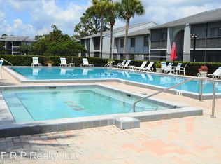 922 S Pine Ridge Cir, Sanford, FL 32773