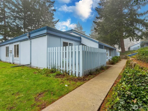 4308 NE Sunset Boulevard #B5, Renton, WA 98059