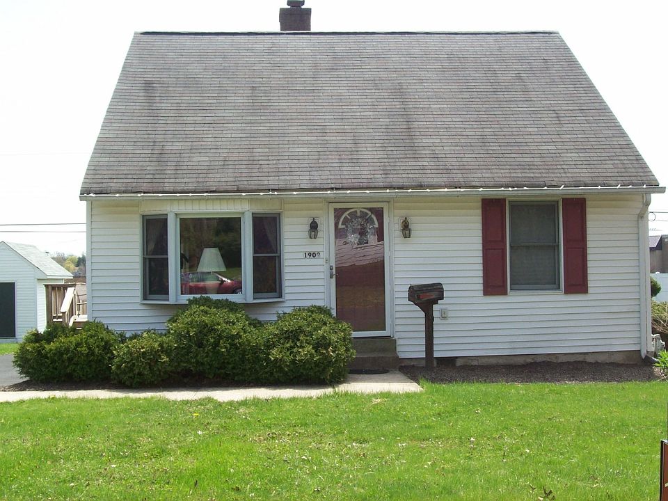 1st image of 1909 Preston Ave