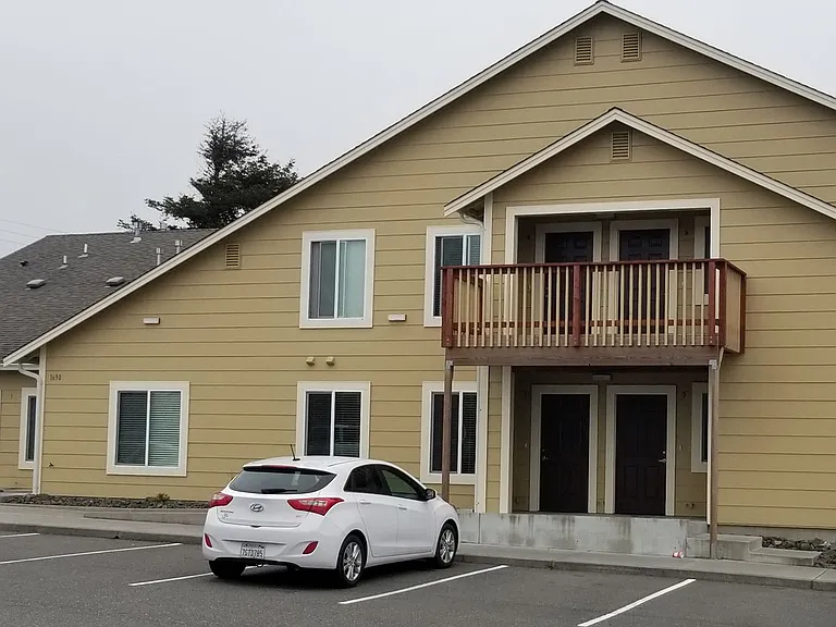 1690 Sutter Rd #1-14 — Photo 3