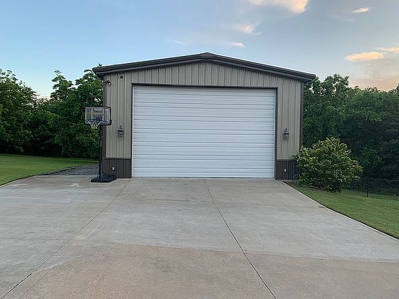 30’x60’ with 14’ OH door’