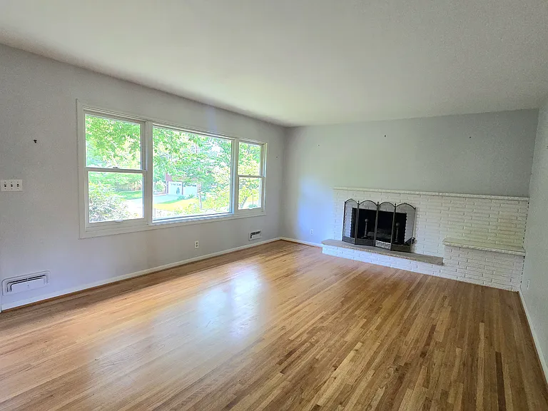 148 Ridgeview Ln E — Photo 8